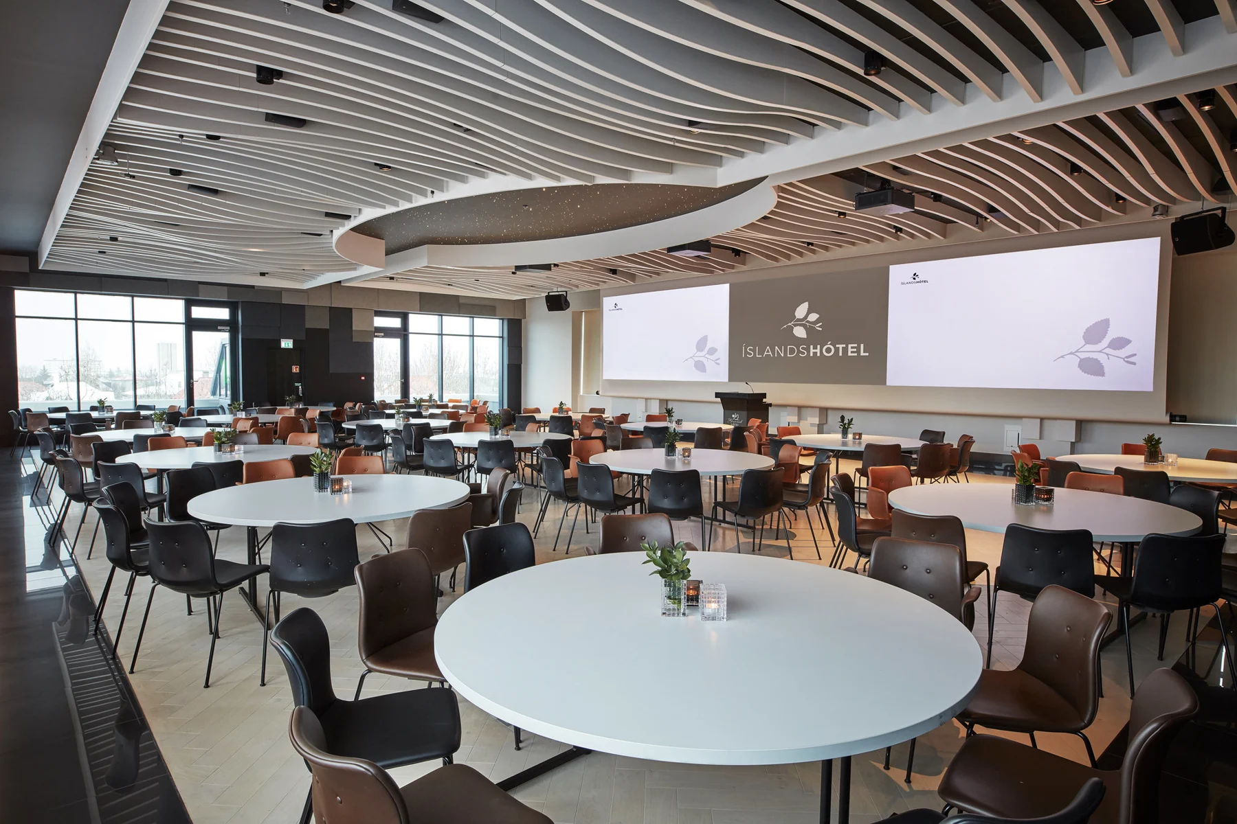 Háteigur conference- and banquet hall at Hotel Reykjavík Grand.